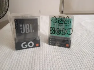 Altavoz JBL Go Negro y Verde
