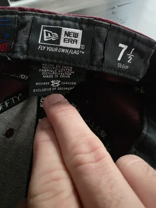 Gorra New Era NY Roja y Turquesa