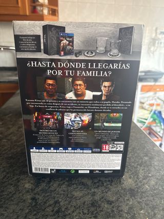 Yakuza 6: The Song of Life Edición Premium PS4