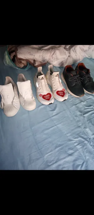 Adidas Zapatillas Blancas y Negras 25euros todo