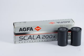 2 Rollos Agfa Scala 200x 135mm 36 Exp