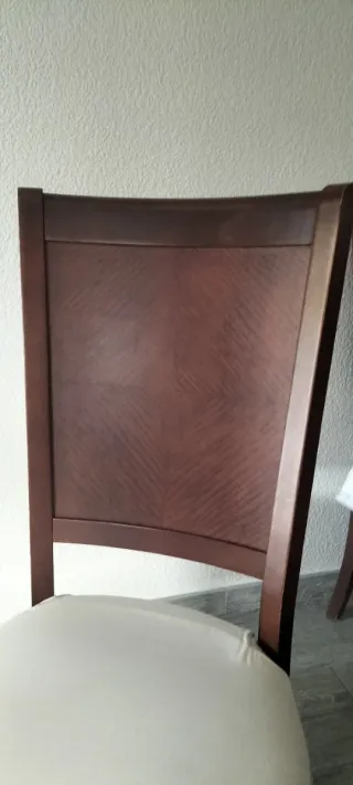 Mesa de comedor y 6 sillas