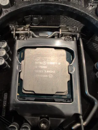 Gigabyte GA-H270M Micro ATX+ procesador i5 7600K