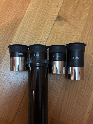 Telescopio Astronomie con trípode