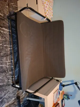 Divano letto grigio tessuto e metallo di Ikea