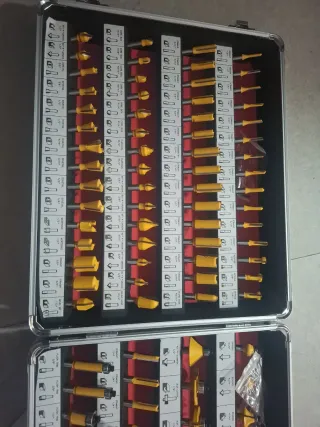 Maletín de brocas nuevo