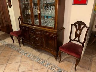 Mesa comedor extensible y 6 sillas madera.