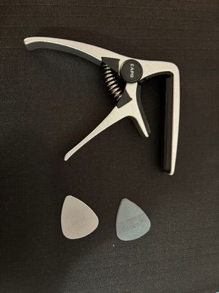 Guitarra Española Nueva + Accesorios