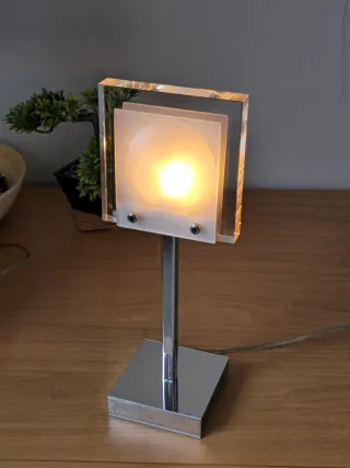 Lámpara de mesa de diseño estilo nórdico