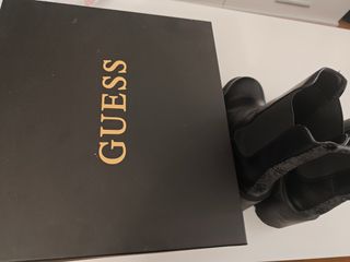 Botines Guess Negros