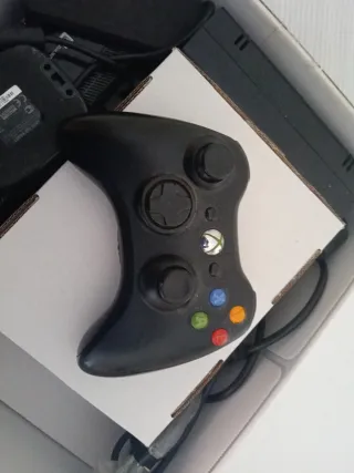 Xbox 360 Kinect Special Edition 250 GB