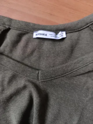 Camiseta manga larga verde oliva mujer