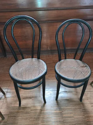 Pack 5 Sillas Antiguas Madera Tapizadas y Ratán