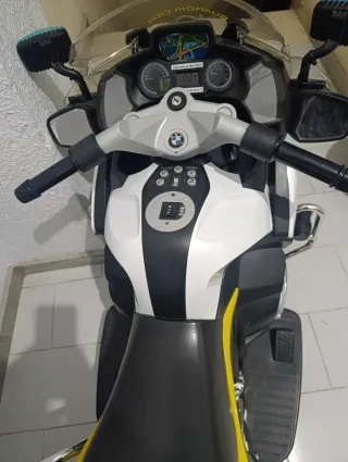 Moto Eléctrica Infantil BMW Policía