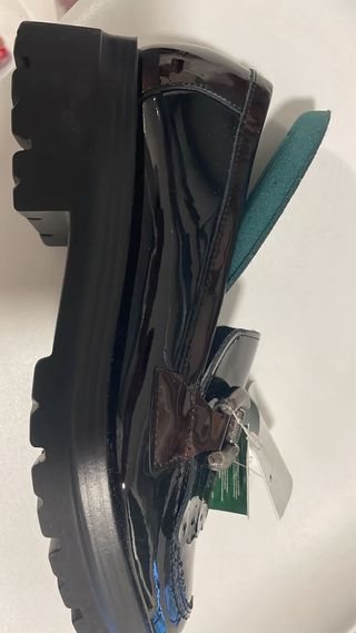 Zapatos Pitillos señora talla 39. Color burdeos