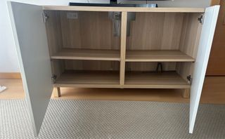 URGE -Mueble IKEA almacenamiento TV efectoroble