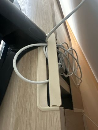 URGE -Mueble IKEA almacenamiento TV efectoroble