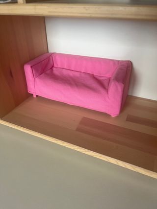 Casa de muñecas de madera IKEA