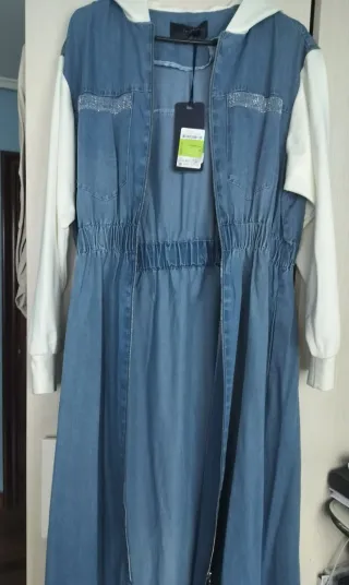 Vestido/Abrigo Vaquero con Capucha