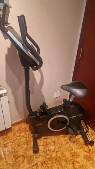 Bicicleta Estática ProForm 225 CSX