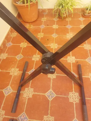 Soporte Tijera Regulable en Altura