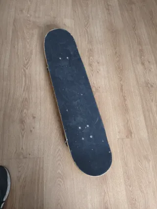 Monopatín Decathlon 79x20