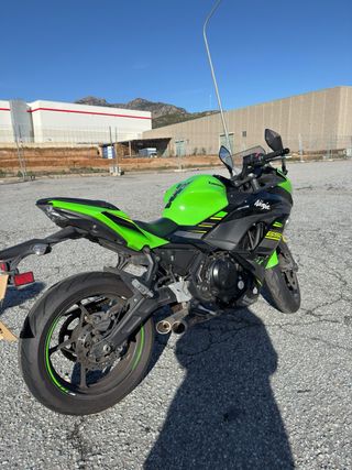 Kawasaki Ninja 650 2018 Deslimitada