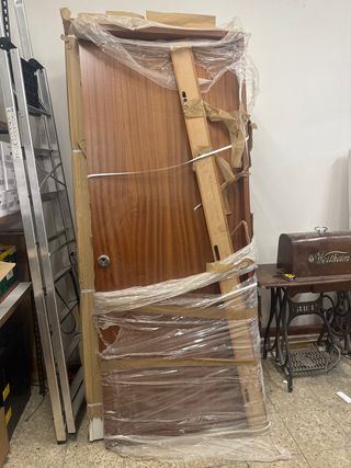 Puerta de seguridad para entrada de piso