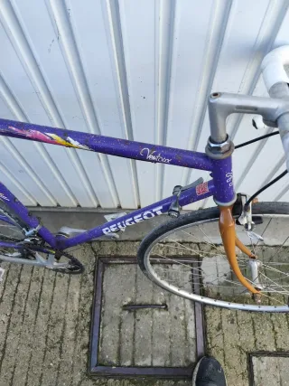 Bicicleta Carretera Peugeot Morada