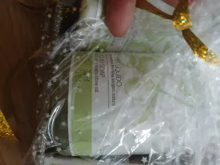 Cesta regalo productos con aceite de oliva