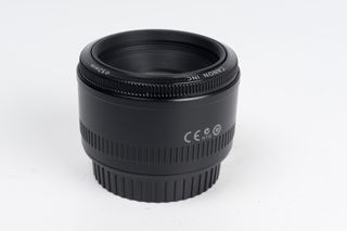 Canon EF 50mm f/1.8 II Lente