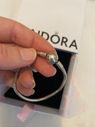 Pulsera Pandora Plata Ley + Charm
