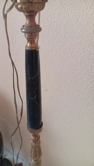 Lámpara de pie vintage mármol y metal