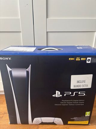 PS5 Digital 825 GB + 2 Mandos