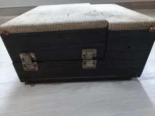 Radio Tocadiscos de maleta Antiguo Monarch