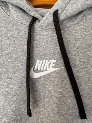 Sudadera Nike Gris
