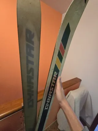 Esquís Salomon Dynastar Meteor con bastones Gipron