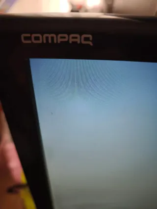 Monitor Compaq CQ1859s 18.5