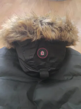 Abrigo Geographical Norway Negro