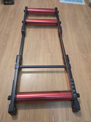 Rodillo de entrenamiento para bicicleta.