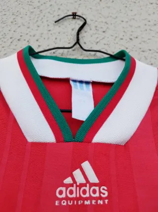 Maglia calcio vintage Liverpool FC (1993-1995)