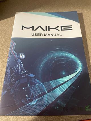 Patinete eléctrico Maike MK11 con casco