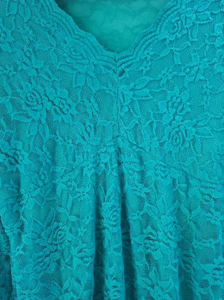 Vestido verde encaje manga larga