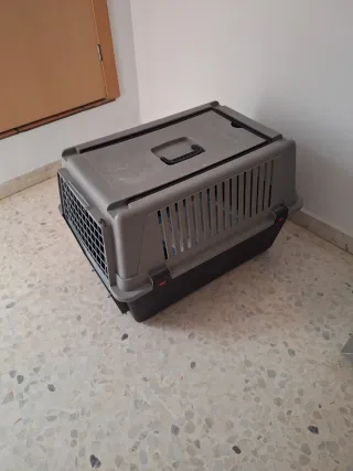 Transportín para mascotas gris y negro