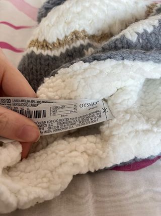 Cappelli invernale con pompon e orecchie