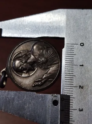 Medalla Sagrado Corazón y Virgen del Carmen