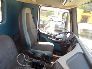 Volvo FM 450-CAMIONES GANCHO + GRUA