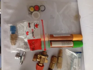 Manómetros de Refrigeración y Válvulas