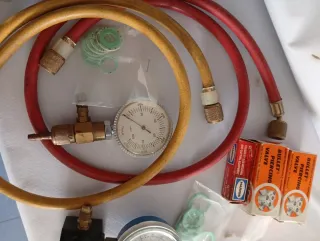 Manómetros de Refrigeración y Válvulas