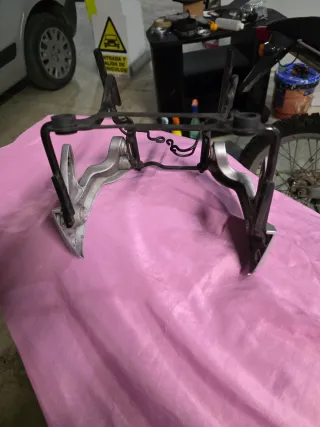 Araña y soporte faro Honda Hornet 600F 2005